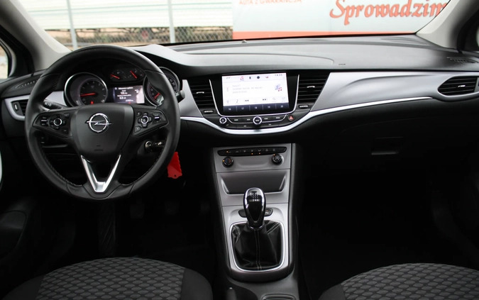 Opel Astra cena 39975 przebieg: 210000, rok produkcji 2016 z Leżajsk małe 596